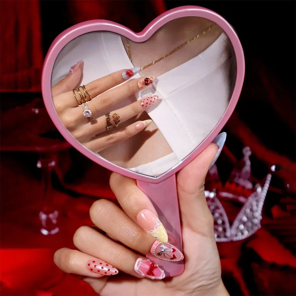 Love Me Softly - Image 4